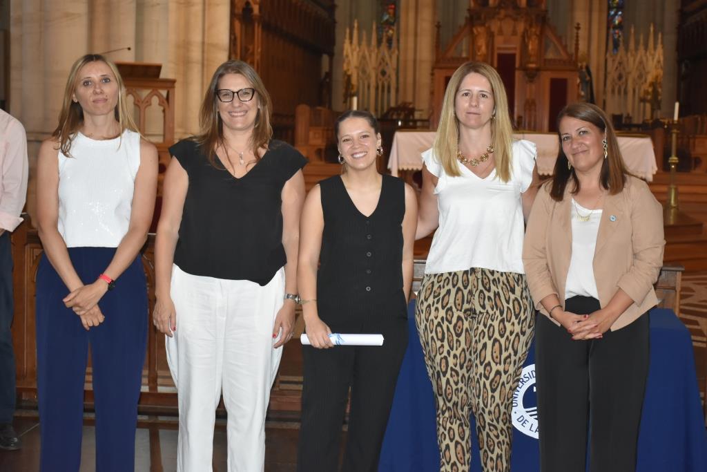 La Facultad de Ciencias de la Salud de la UCALP reconoció a sus graduados 