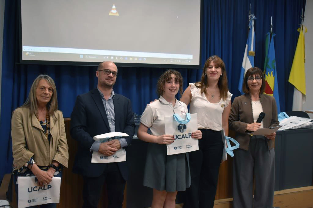 Premiaron a los ganadores del Certamen de Relatos Breves