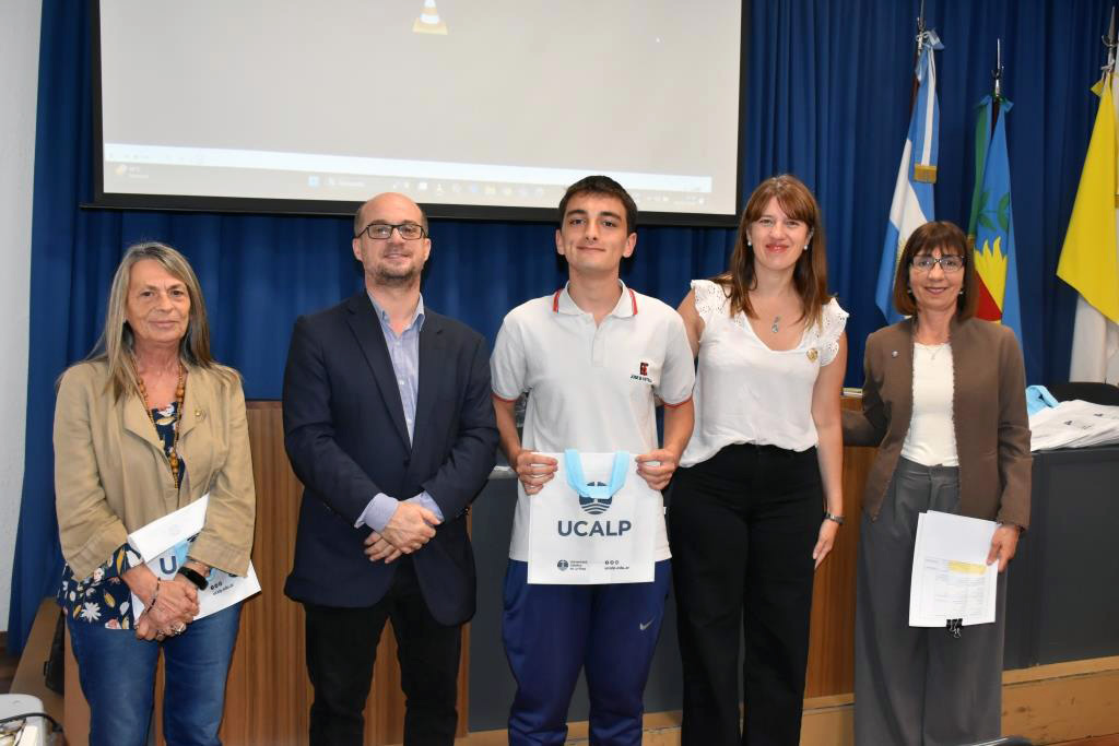 Premiaron a los ganadores del Certamen de Relatos Breves