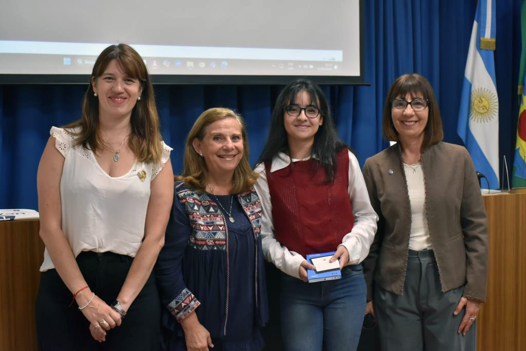 Premiaron a los ganadores del Certamen de Relatos Breves