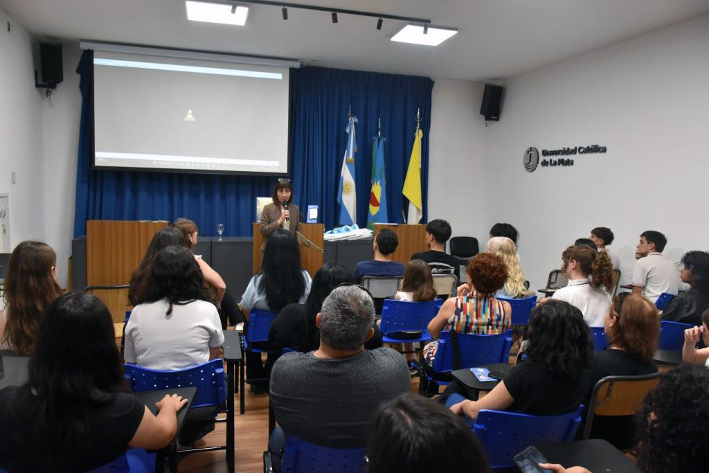 Premiaron a los ganadores del Certamen de Relatos Breves