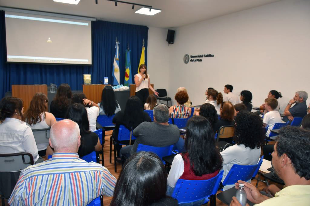 Premiaron a los ganadores del Certamen de Relatos Breves