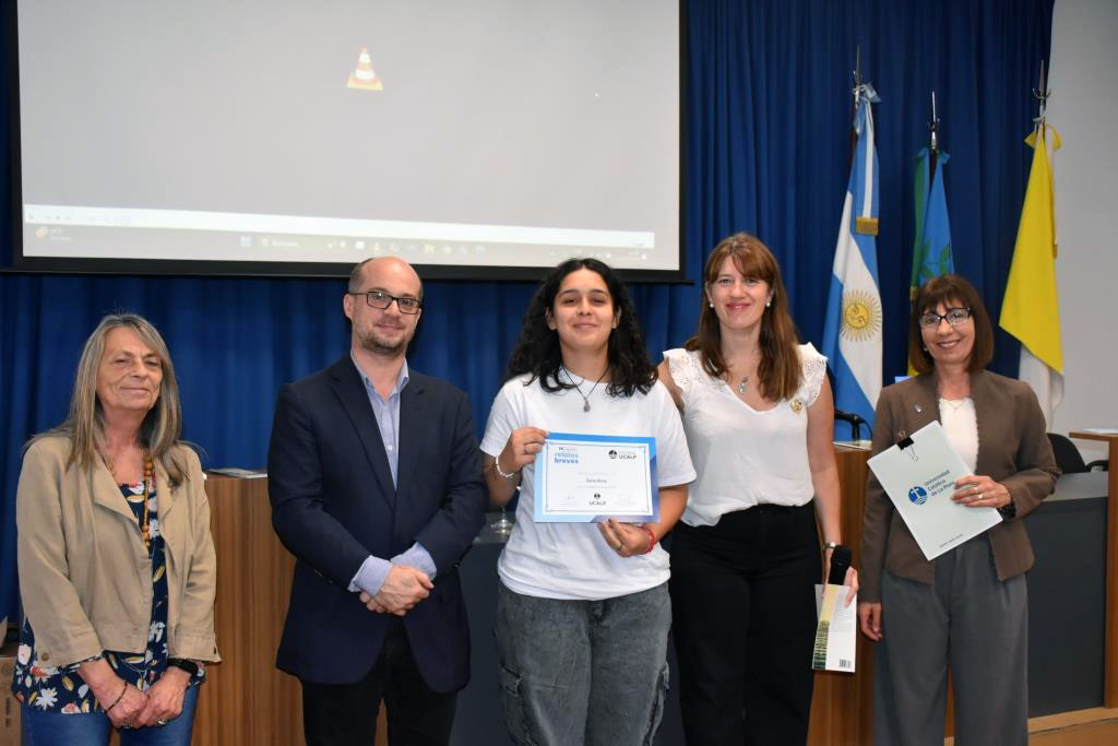 Premiaron a los ganadores del Certamen de Relatos Breves
