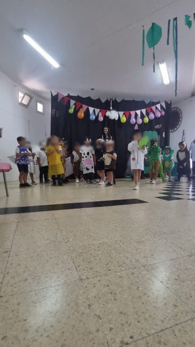 Alumnos del Jardín Estrada cerraron el proyecto literario con obras teatrales (5)