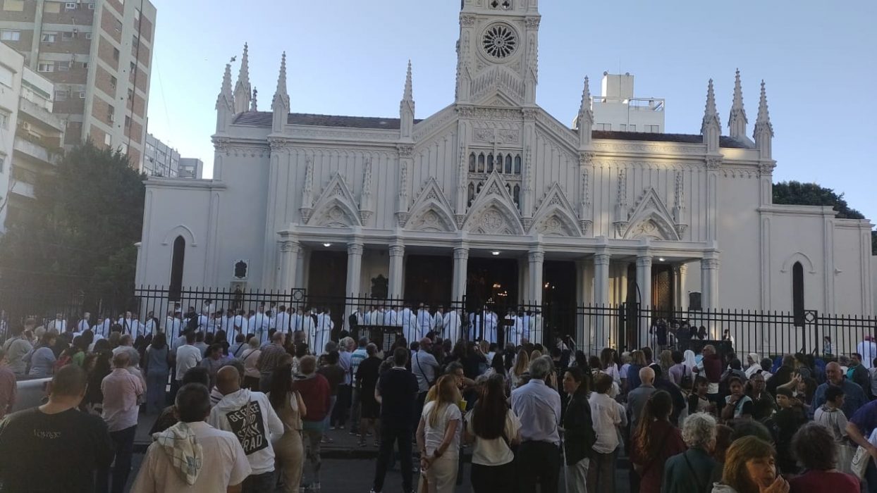 La asunción del nuevo Arzobispo en imágenes (43)