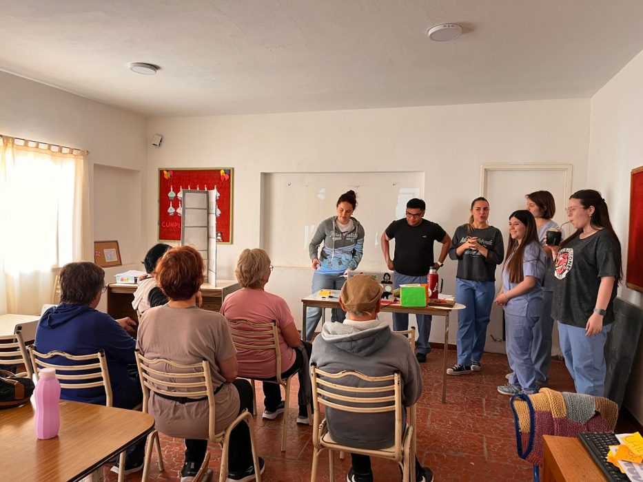 Prácticas comunitarias de nutrición en Bahía Blanca un puente entre la universidad y la comunidad (14)