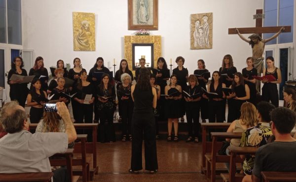 El coro busca nuevas voces femeninas