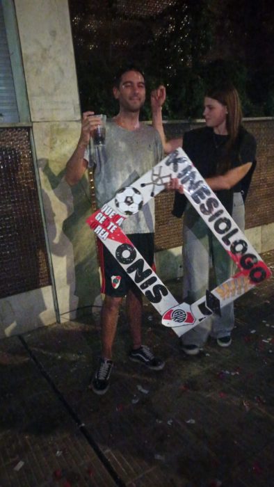Festejar ayudando los egresados de la UCALP sumaron su aporte solidario para Bahía Blanca (14)
