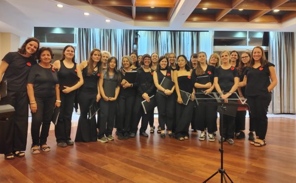 Nueva presentación del coro femenino