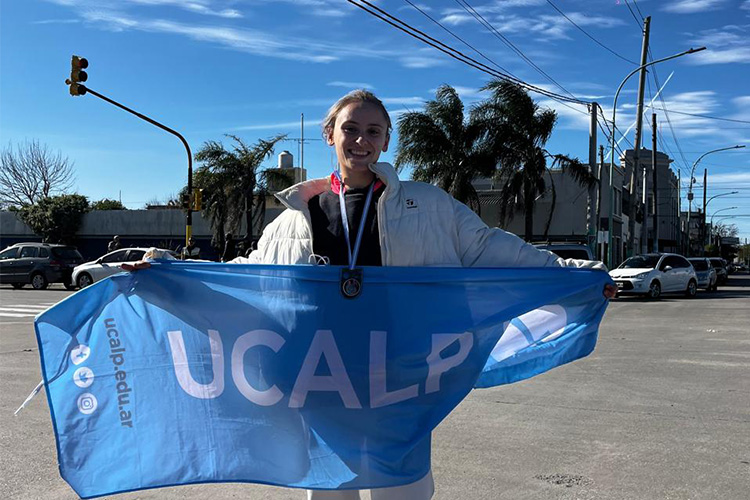 Buen triunfo en rugby y destacada participación en atletismo de Ornella Morasutt