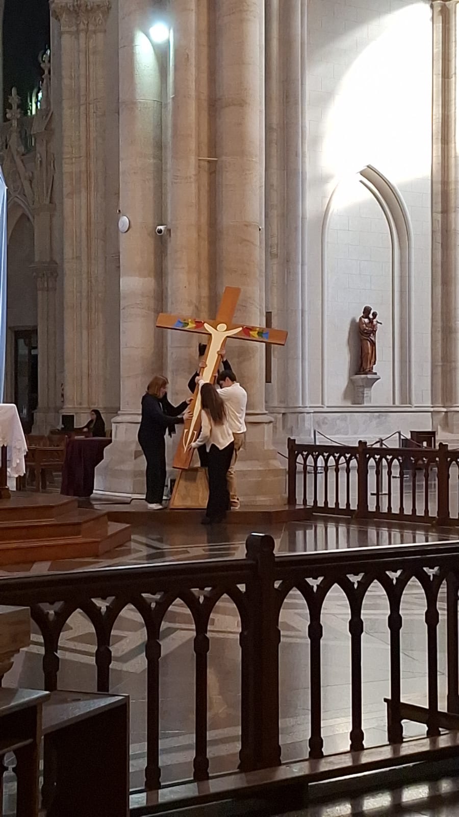 Mons. Carrara animó a los periodistas y comunicadores a “redoblar la opción de ser comunicadores de esperanza y de ser instrumentos de paz”