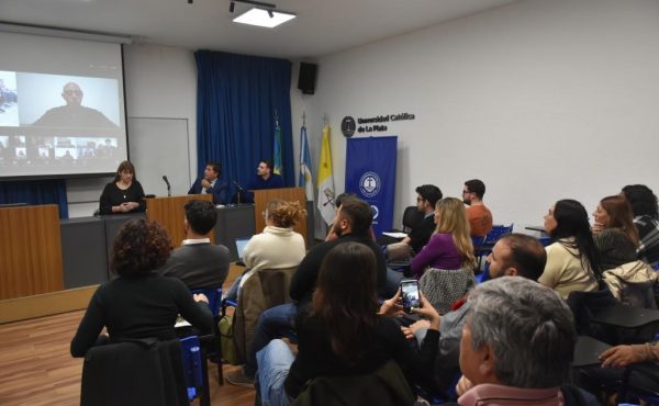 Continúa abierta la inscripción para diplomatura en Liderazgo para la Transformación 2.0