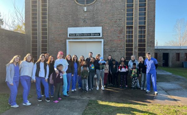 Salen a concientizar sobre la importancia del cuidado dental desde niños