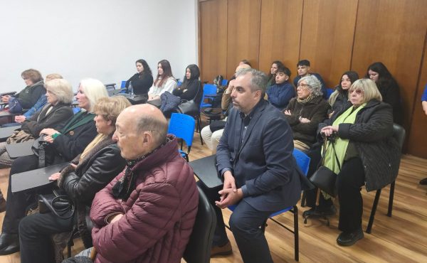 Egresado analizó la situación de Medio Oriente en la facultad de Derecho