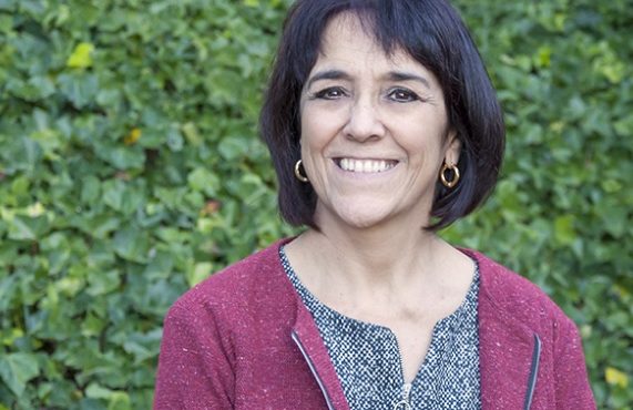Conversatorio sobre ambiente, pobreza y tecnología