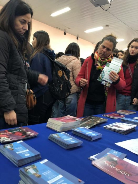 La-UCALP-Sede-Bahía-Blanca-participó-de-importante-muestra-informativa-de-carreras-de-nivel-superior (3)