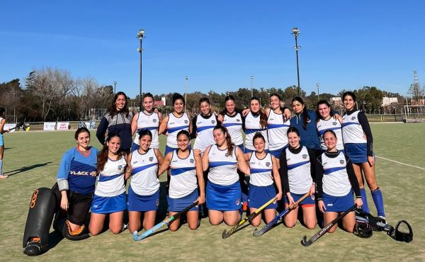 Las chicas de hockey jugarán la gran final de la Copa Aniversario