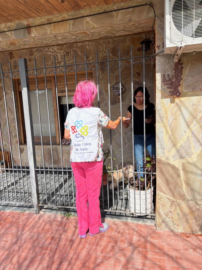 Acciones de prevención y relevamiento bucal en Villa Alba, junto a alumnos de la Facultad de Odontología 