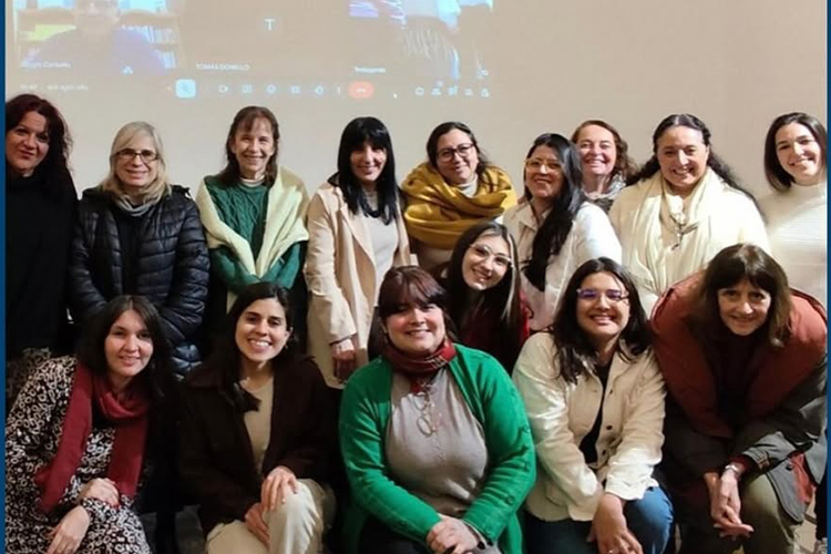 La sede San Martín en un seminario sobre “Dignidad y Equidad desde las Teologías Feministas”