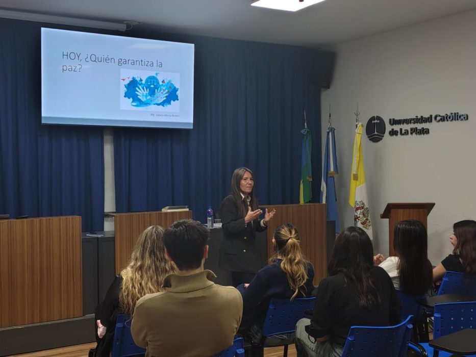 “La paz no puede entenderse solo como el resultado de un equilibrio entre Estados”