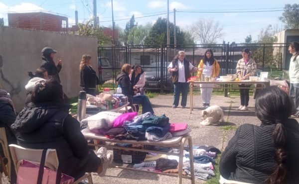 Aprendizaje y juegos para promover hábitos saludables en los barrios platenses
