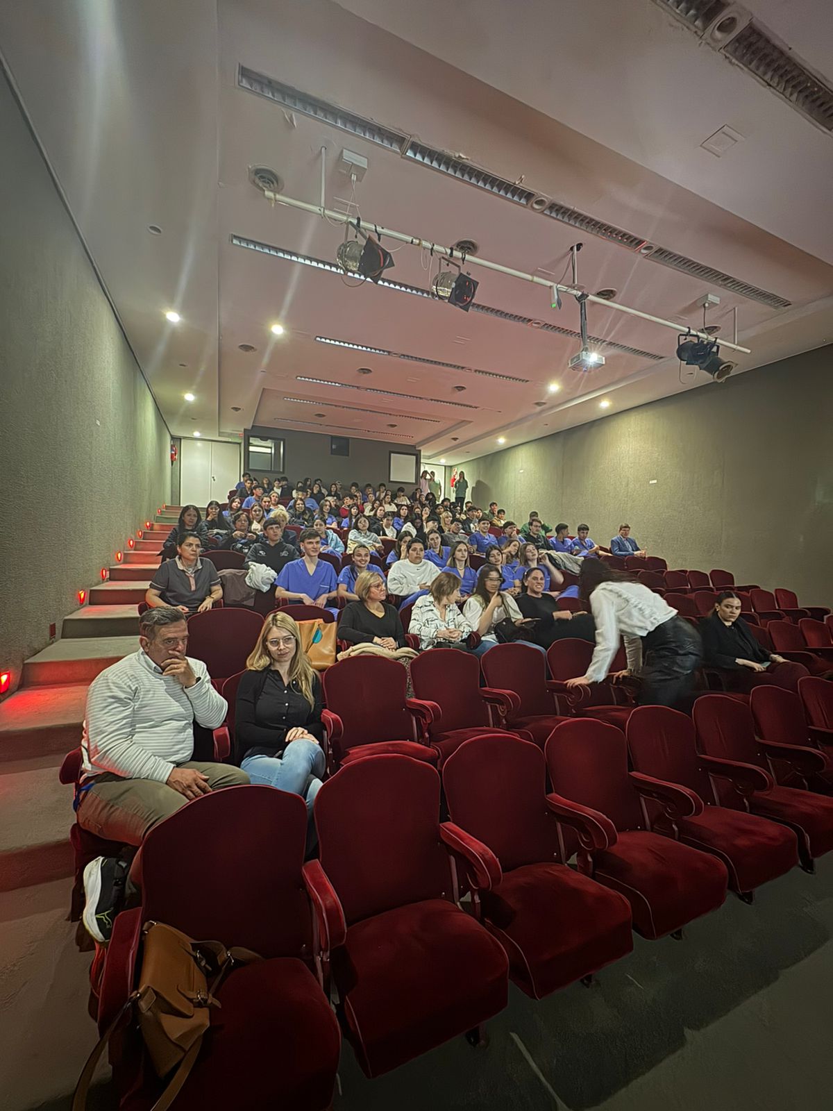 La Facultad de Odontología celebró el Día del Odontólogo con una nueva jornada de capacitación