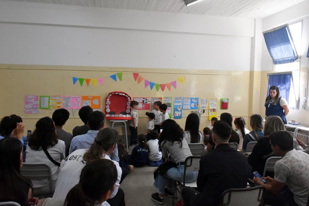 Los alumnos del Colegio Primario Estrada presentaron sus proyectos en la Feria de Ciencias (34)