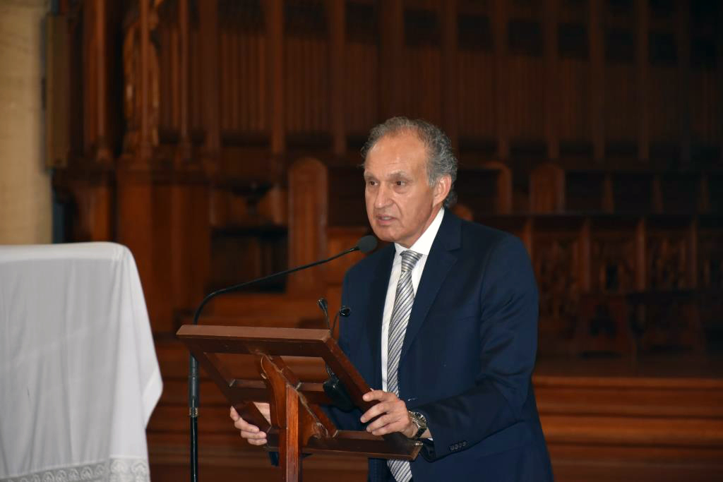 La Catedral se vistió de gala para celebrar a los nuevos graduados de Derecho