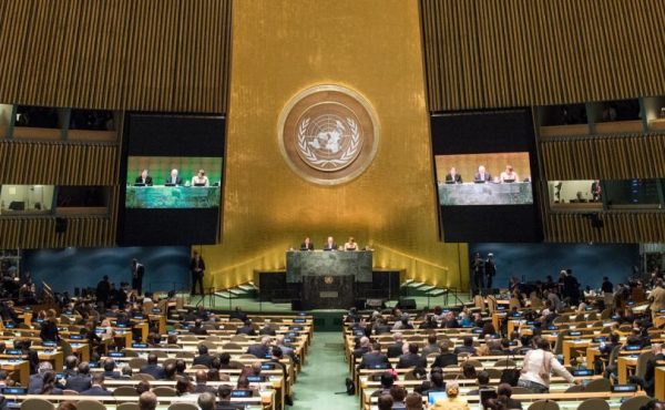 Las Naciones Unidas a 80 años: entre el mármol y el barro