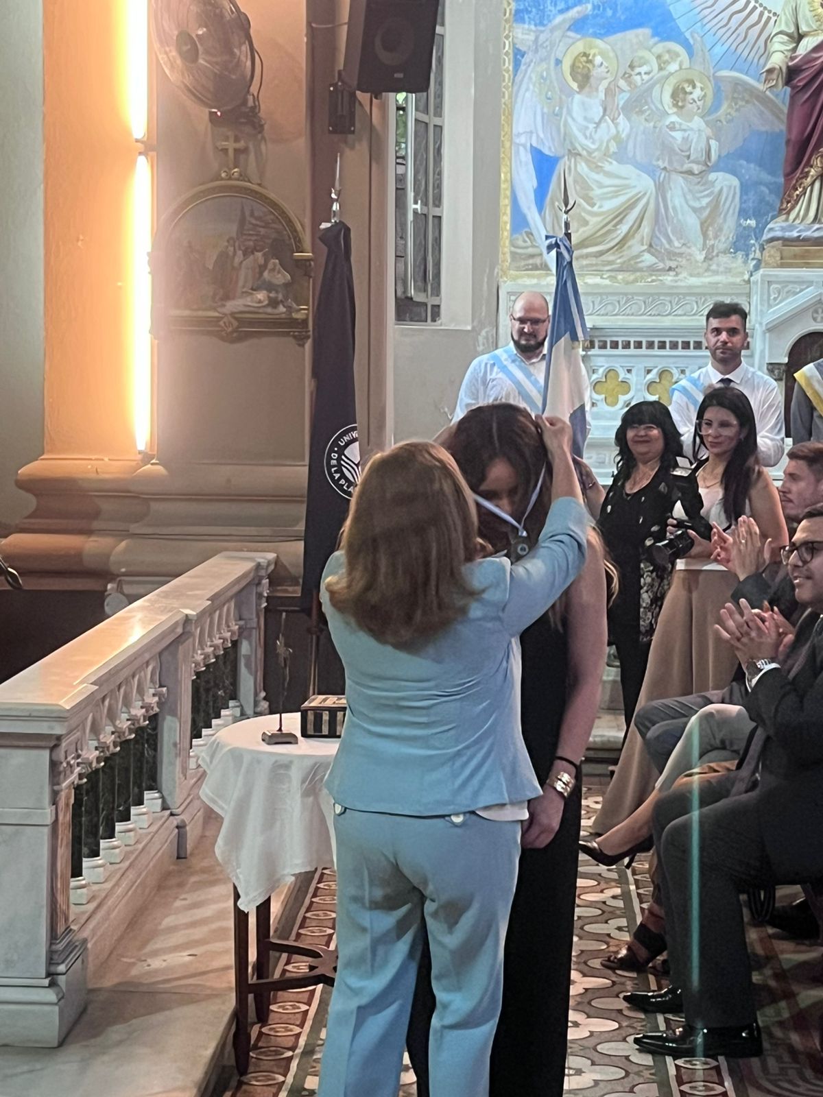 Nuevos graduados vivieron una emotiva ceremonia en el acto de colación de Bernal