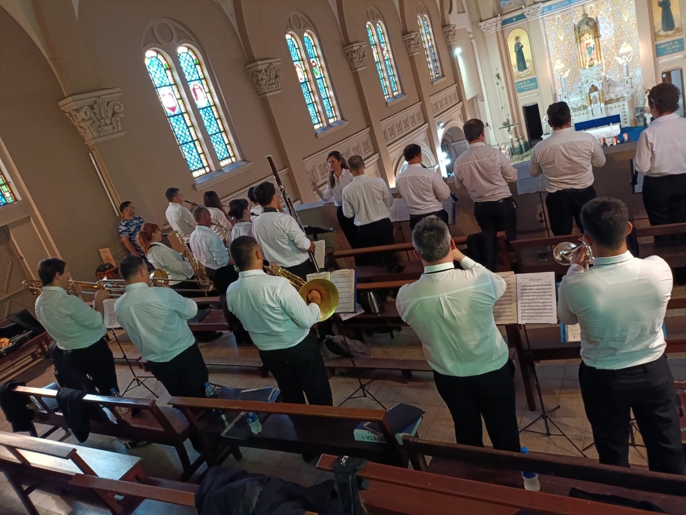 Nuevos graduados vivieron una emotiva ceremonia en el acto de colación de Bernal