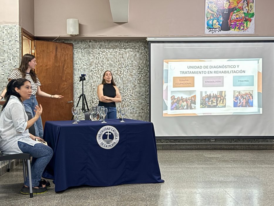 Salud reconoció proyectos y presentó residencias en Terapia Ocupacional (9)