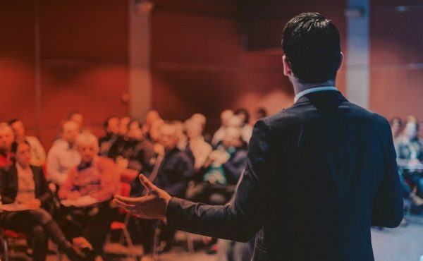 Especialización en Liderazgo Político para profesionales