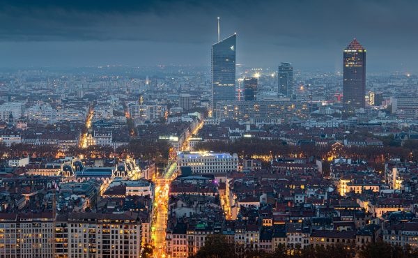 Abrió la convocatoria a becas para realizar un Master en Francia en el ciclo 2026–2027