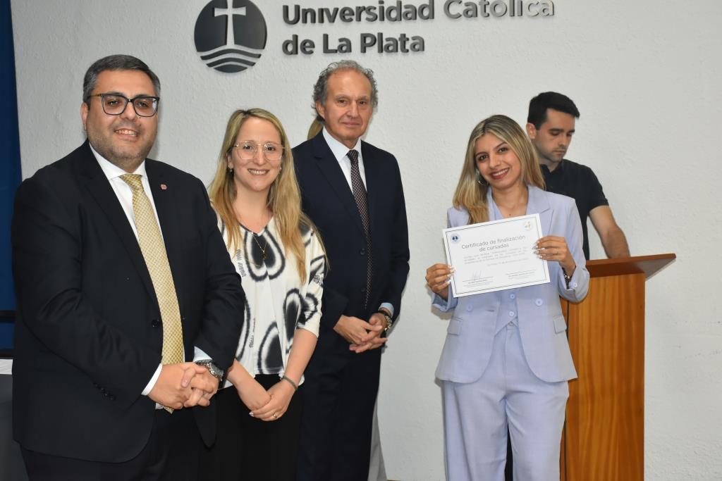 Se entregaron certificados por el cierre de las cursadas en Abogacía
