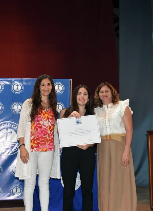 Nuevos graduados de Humanidades inician su camino profesional