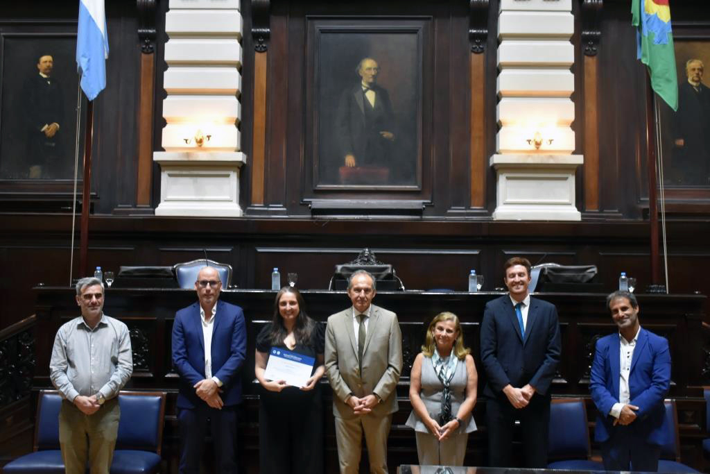 Se entregaron los certificados de la primera promoción de la Diplomatura en Derecho Parlamentario Provincial y Municipal 