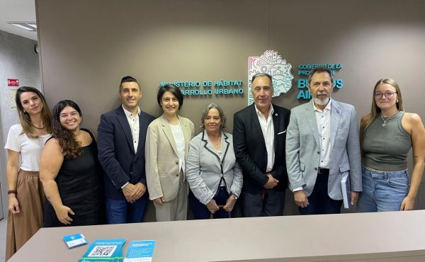 Investigación de la UCALP: la provincia realizaría una prueba piloto de vivienda intergeneracional