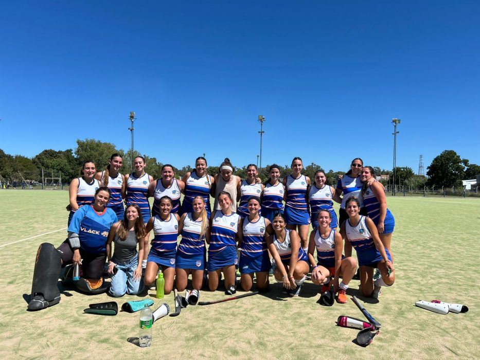 Victorias para el vóley y hockey en su estreno competitivo