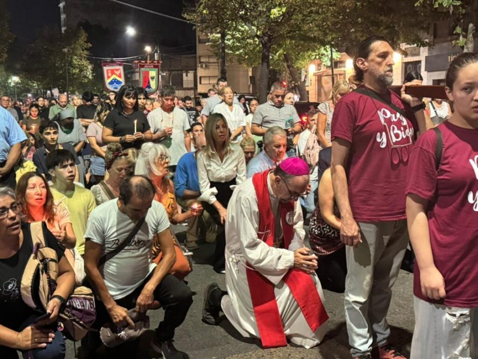 Una multitud de fieles en las celebraciones de la Semana Santa en la Catedral