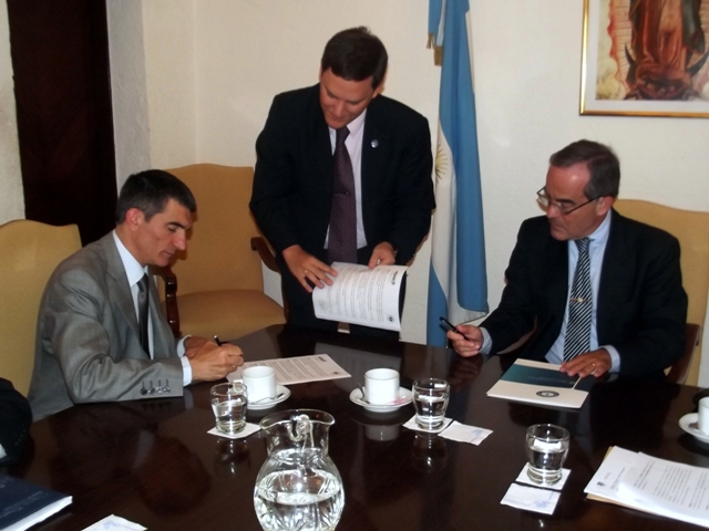 Convenio entre la UCALP y la Asociación del Personal de los Organismos de Control bonaerense